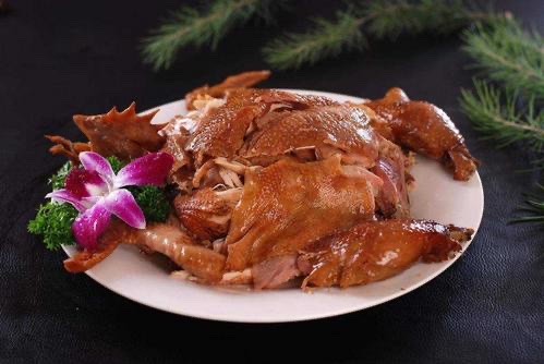德州扒鸡 – Dezhou Braised Chicken