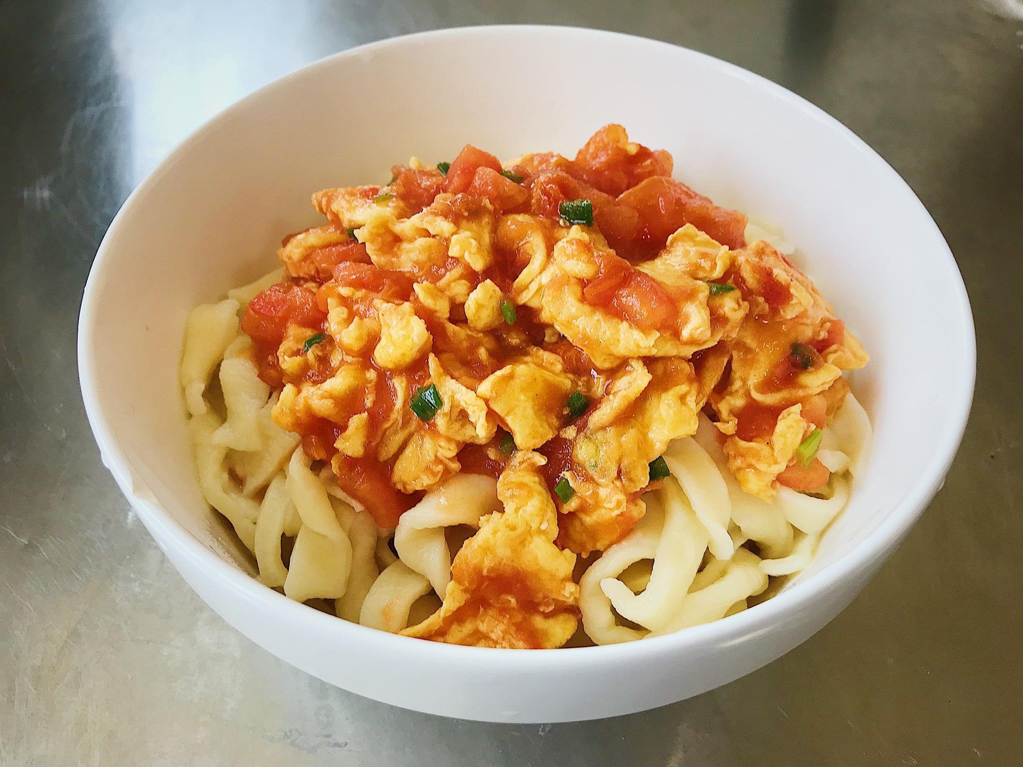 番茄鸡蛋面 – Tomato Egg Noodles