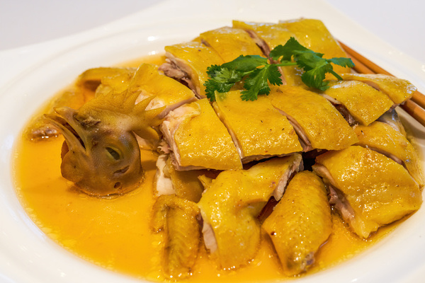 白切鸡 – White Cut Chicken (Bai Qie Ji)