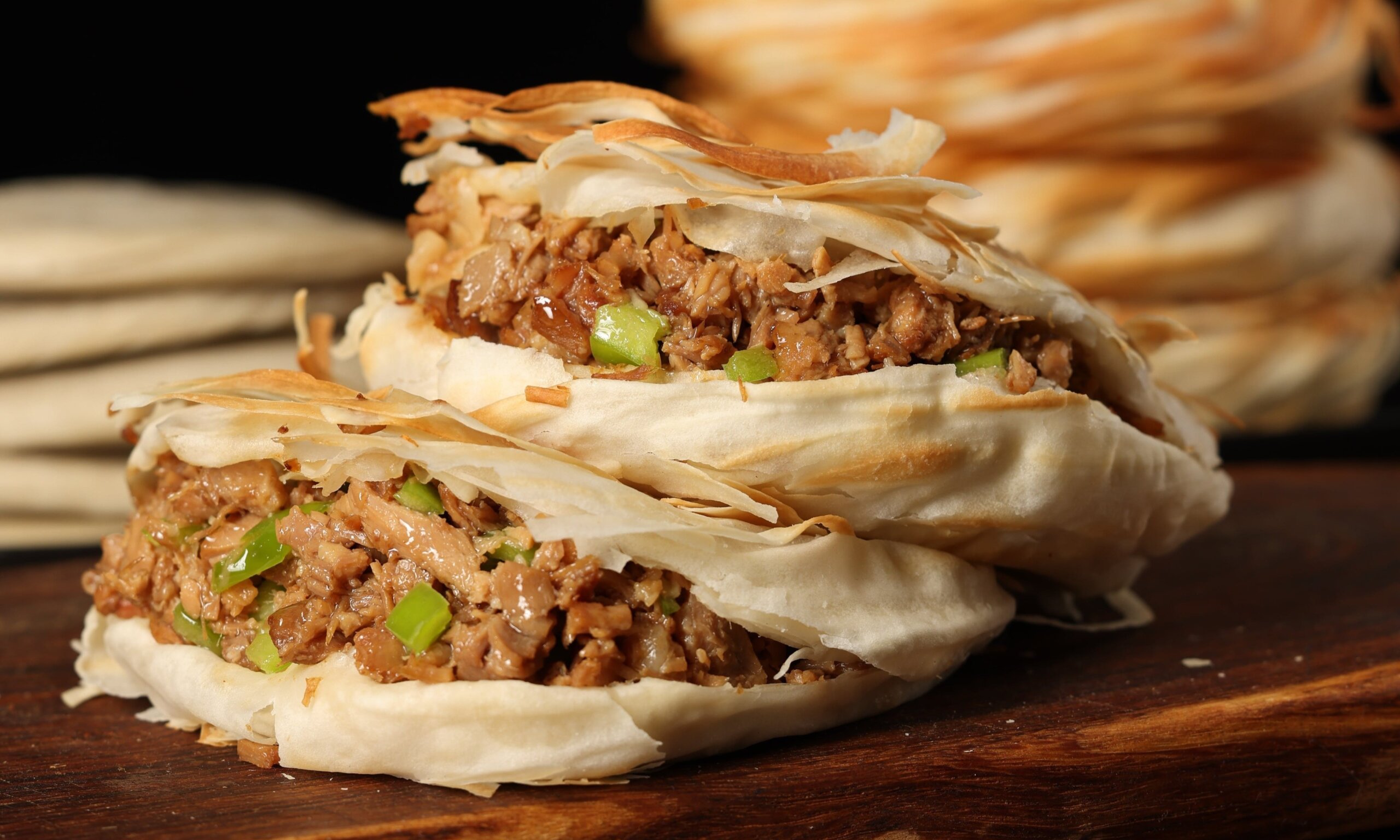 肉夹馍 – Shaanxi Pork Burger (Rou Jia Mo)