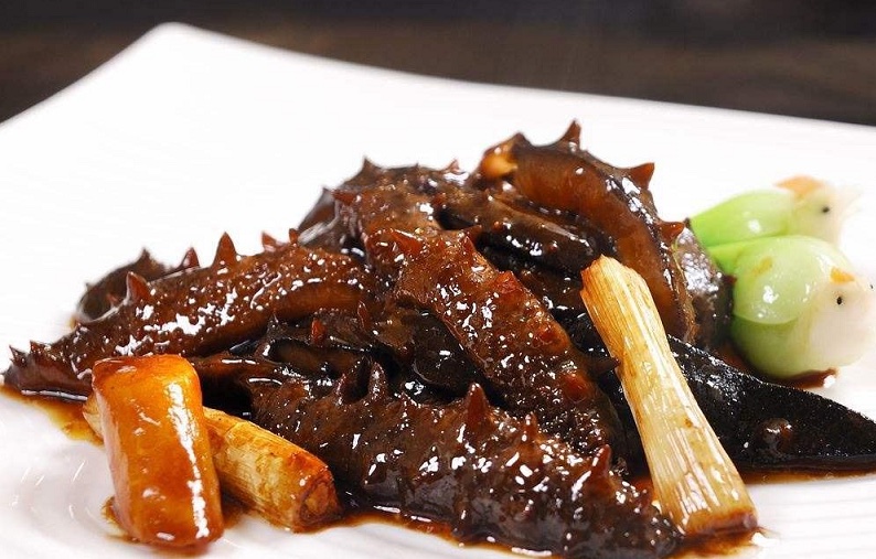 葱烧海参 – Braised Sea Cucumber with Spring Onion