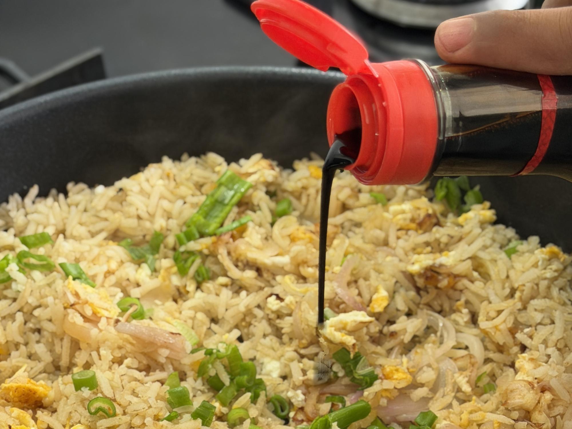 蛋炒饭 – Egg Fried Rice
