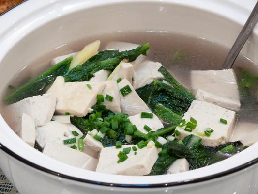 豆腐青菜汤 – Tofu & Greens Soup