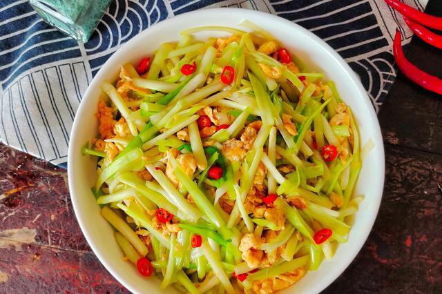 韭黄炒蛋 做法 – Chinese Chive & Egg recipe